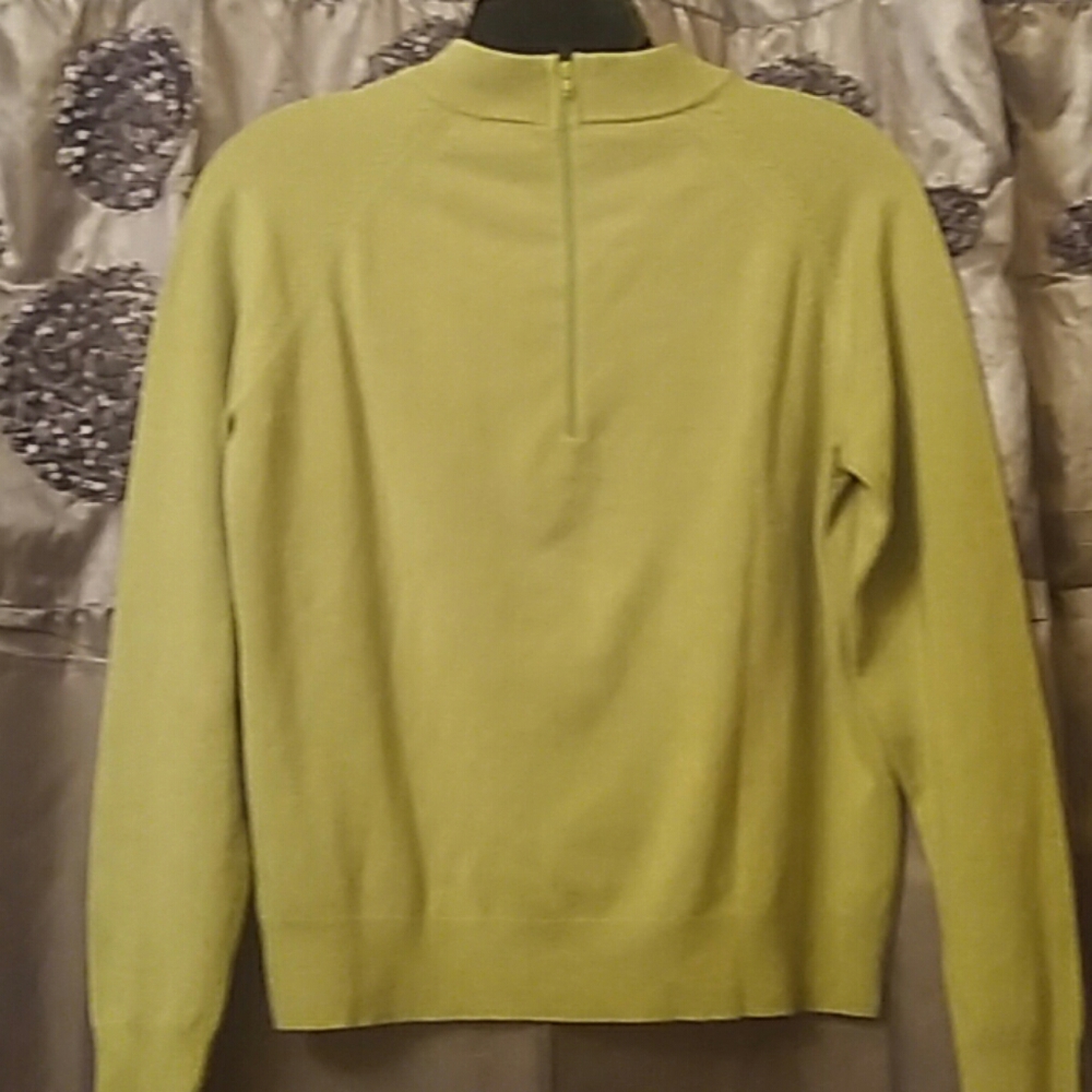 Sweater - Picture 2 of 3